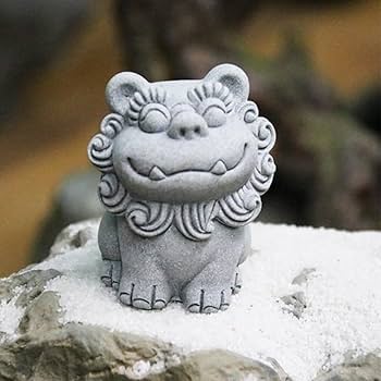 置物　狛犬　獅子　シーサー Amazon.co.jp: [dhiuebc] 狛犬 置物 シーサー 風水 開運 置物